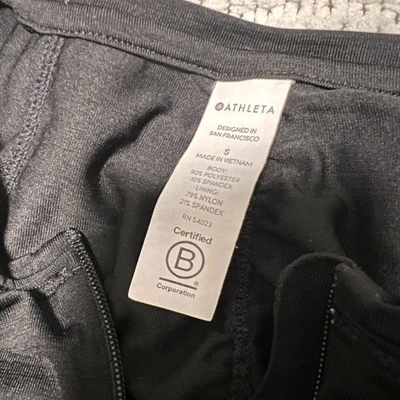 ATHLETA - Picture 3 of 6